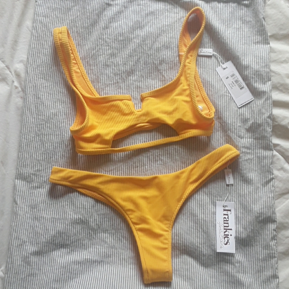 NWT Frankie's bikinis Cole top/Boots bottom